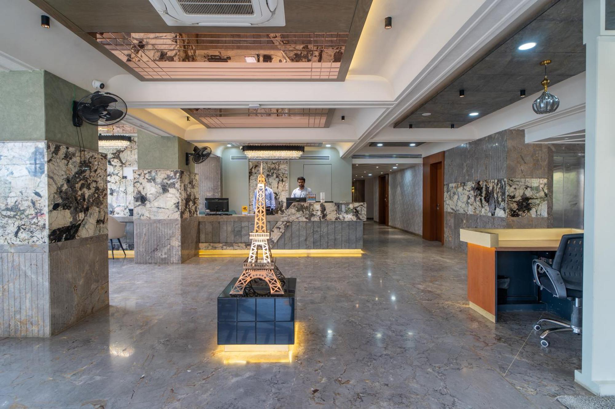 Chokar Dhani Resort Nagpur Eksteriør billede